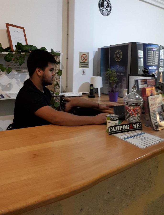 הוסטל אל מדאנו Campobase.Box מראה חיצוני תמונה
